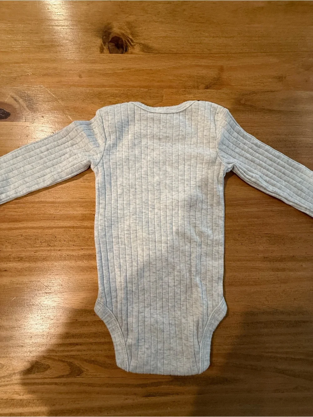 Set of 4 - Carter's onesie’s
